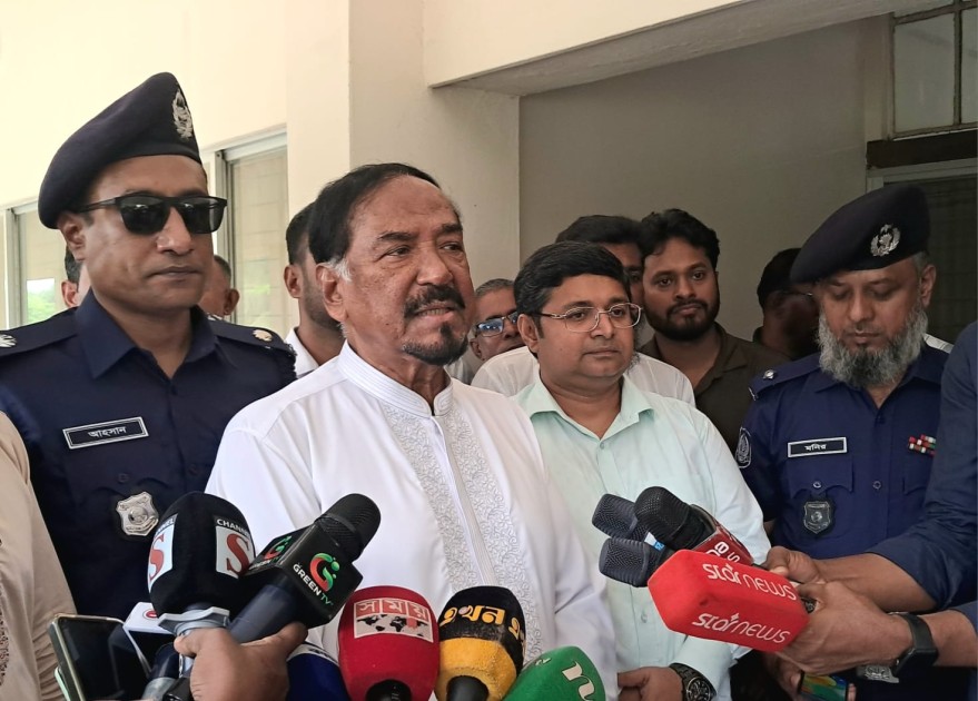 জুলাই সনদ নিয়ে বিরোধী দল ও সরকারি দলের মধ্যে খুব বেশী মতভেদ নেই ----ভোলায় স্পিকার হাফিজ উদ্দিন