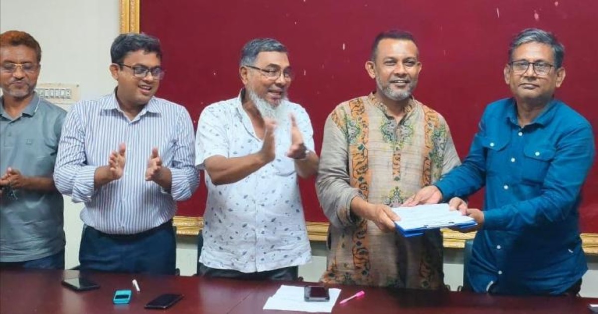 ভোলা প্রেসক্লাবের নতুন কমিটির দায়িত্ব গ্রহণ